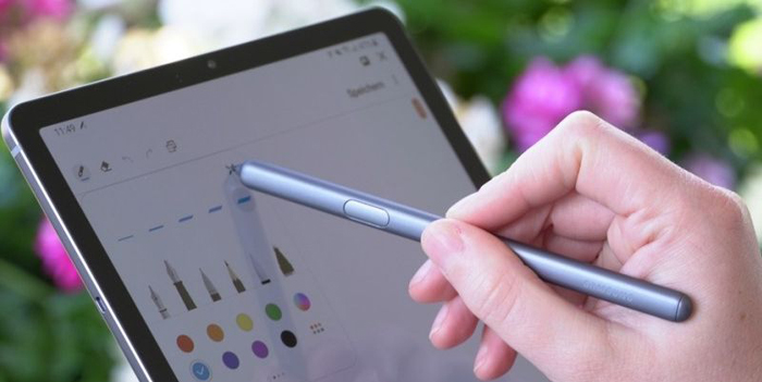 Самсунг с ручкой. Электронное перо Samsung s Pen Tab s6 Lite. Планшет самсунг со стилусом таб 6. S Pen для Samsung Galaxy Tab s7. Планшет самсунг галакси таб s6 Lite со стилусом.