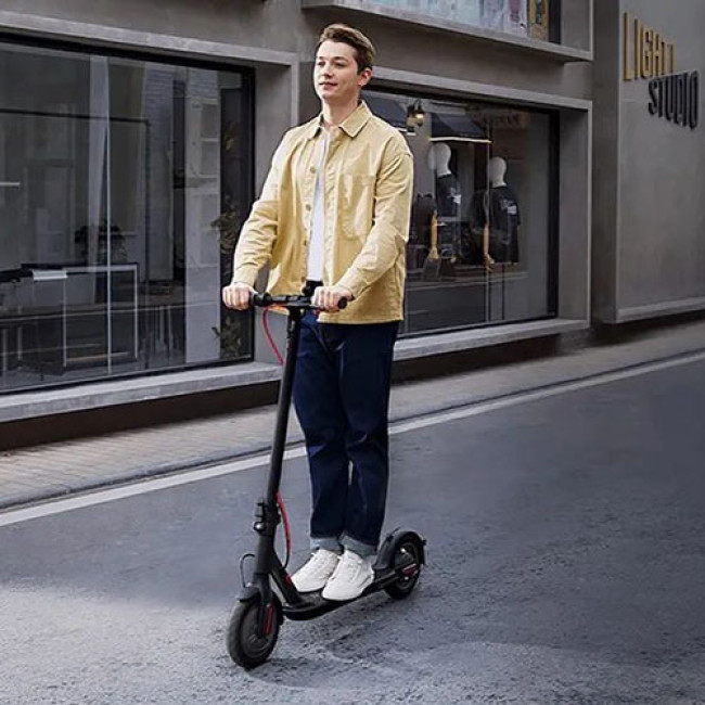 Электросамокат Xiaomi Mi Electric Scooter 3 Lite Китайская верcия Черный