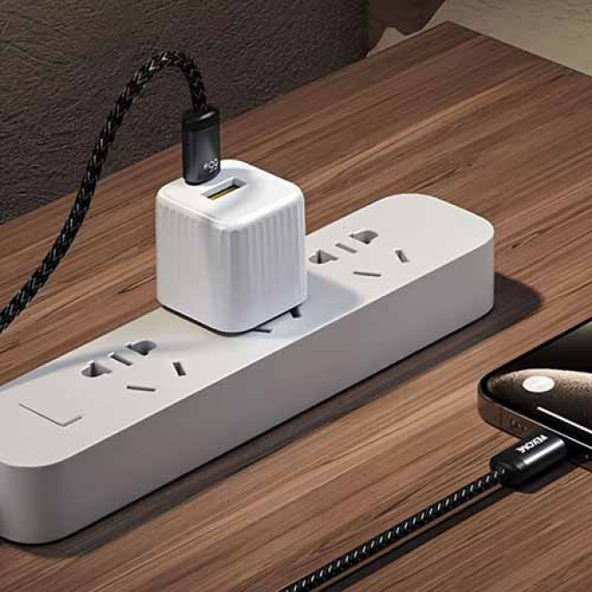 USB кабель Wekome WDC-33 Type-C+ Lighting 65W длина 1 метр Черный