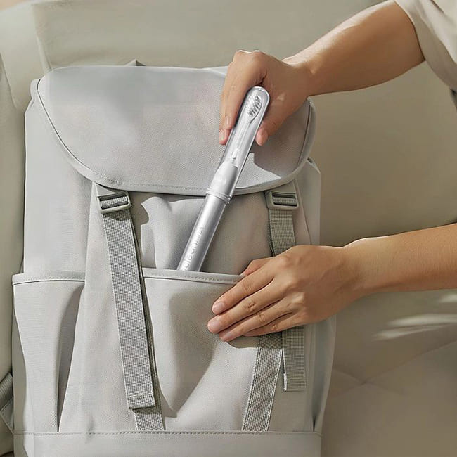 Электрическая зубная щетка Oclean Ease Pro Серебристый (Международная версия) Электрическая зубная щетка Oclean Ease Pro Серебристый (Международная версия)