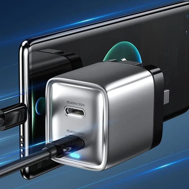 Зарядное устройство Wekome GaN 40W (C+C) WP-U02 Зарядное устройство Wekome GaN 40W (C+C) WP-U02