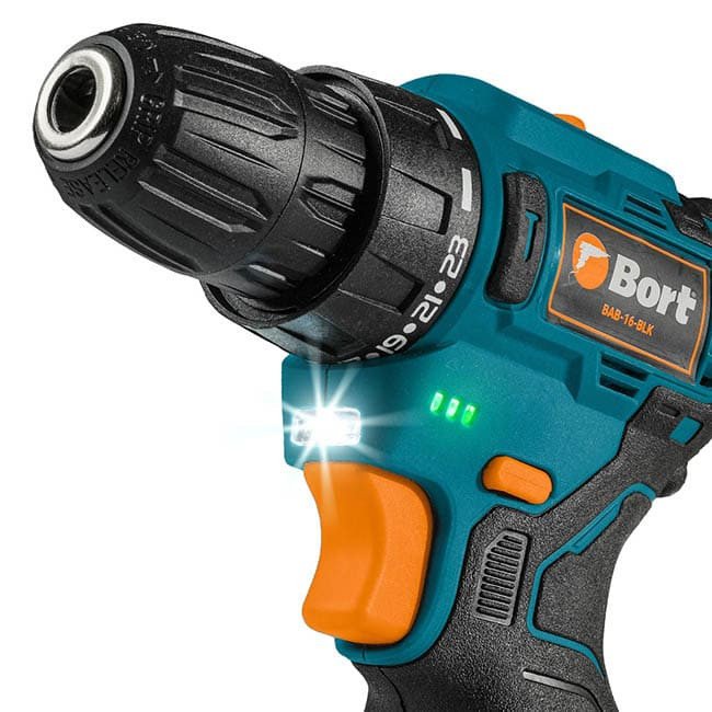 Аккумуляторная дрель-шуруповерт Bort BAB-16-BLK 93414868 (два АКБ, кейс)