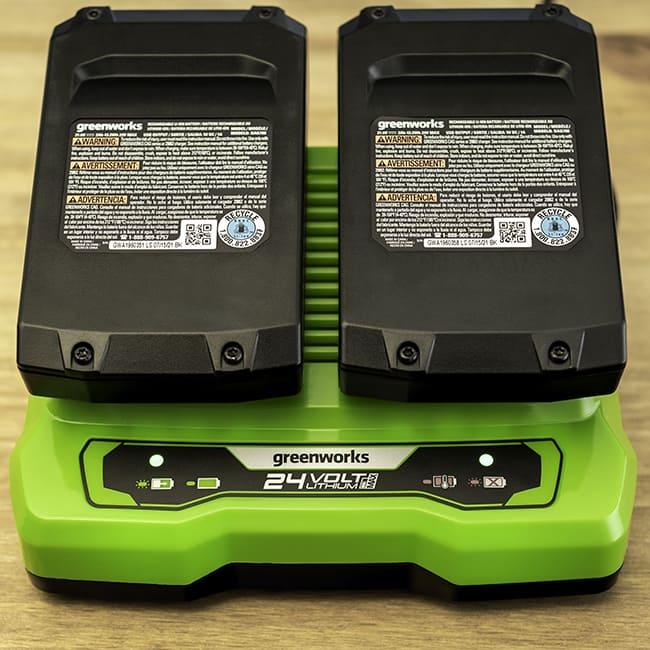 Зарядное устройство Greenworks 24V 2А G24X2UC2 на 2 аккумулятора 2931907