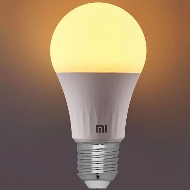 Умная лампа Xiaomi E27 Smart Led Bulb Warm White XMBGDP01YLK (Международная версия)