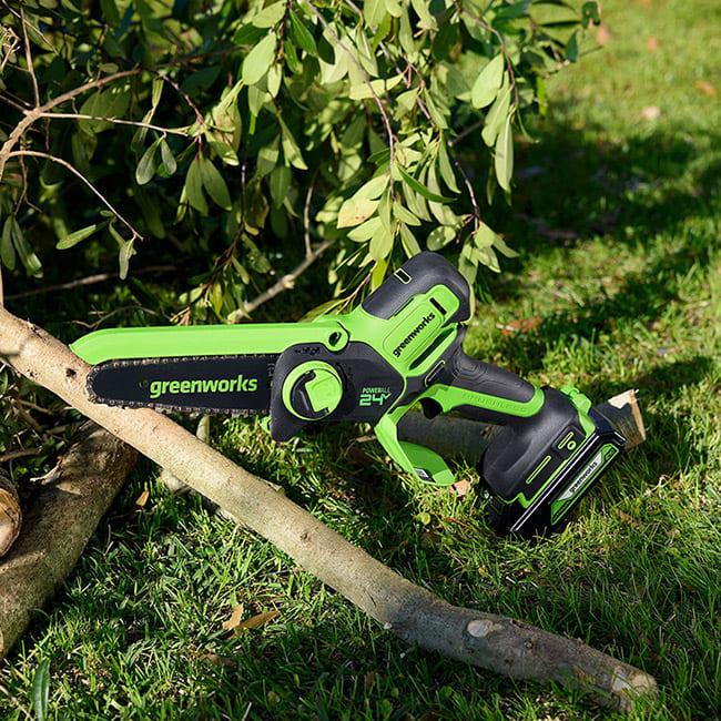 Цепная пила Greenworks GD24CSMNXK4 24V (15 см) аккумуляторная, с АКБ 4 А/ч и ЗУ 2008707UB