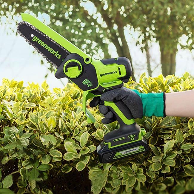 Цепная пила Greenworks GD24CSMNXK4 24V (15 см) аккумуляторная, с АКБ 4 А/ч и ЗУ 2008707UB