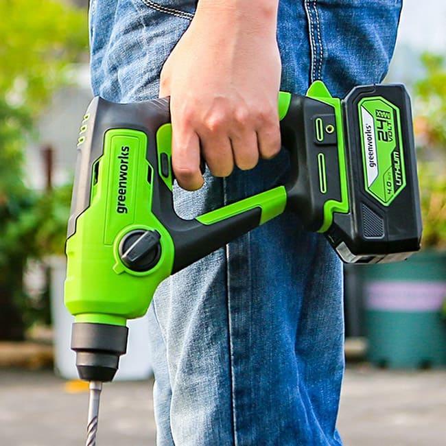 Перфоратор Greenworks GD24SDS1K2 24V аккумуляторный, с АКБ 2 А/ч и ЗУ 3803107UA