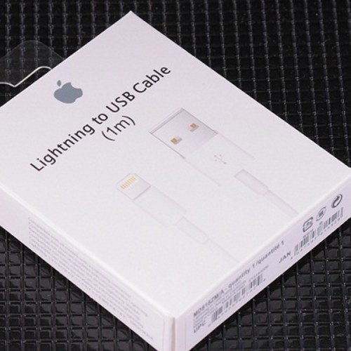 USB кабель Apple Lightning для iPhone и iPad для зарядки и синхронизации (Original) (MD818ZM/A) 1 метр