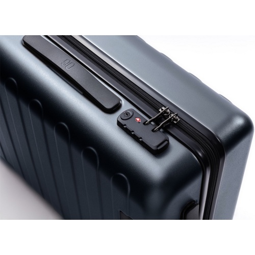 Чемодан RunMi 90 Fun Seven Bar Business Suitcase 28